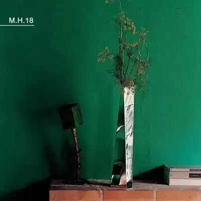 Alessi Crevasse metal vase flower home creative ornaments Zaha Hadi ZH01