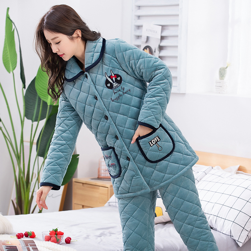 Women's Winter Pajamas, Three-Layer Thickeneded Fleece-Lined Quilted Coral Velvet Flannel, Warm Long Style, Autumn and Winter Outerwear, Home Wear