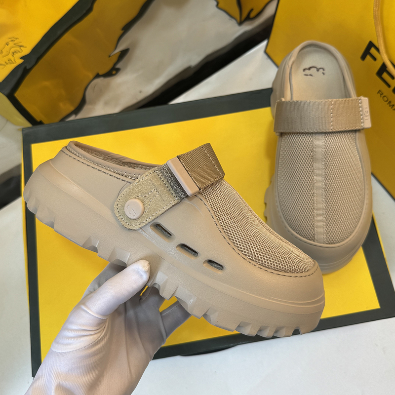 Tasman Closed-Toe Slippers for Women, Thick-Soled, Height-Increasing, Outdoor Wear, 2026 Summer New Breathable Unisex Velcro Sandals