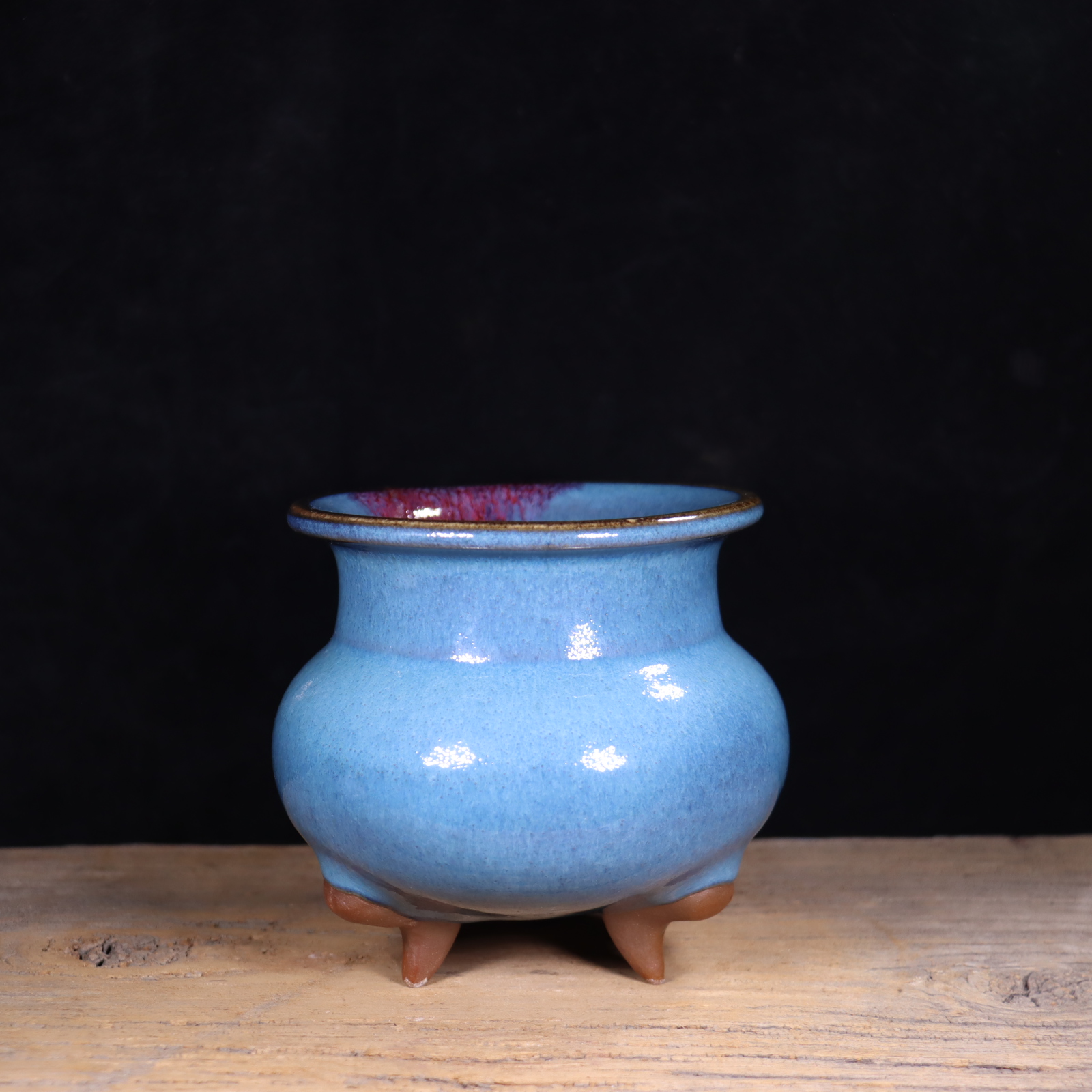 中国　鈞釉三足香炉　送料込み250622 中国 鈞釉三足香炉 送料込み250622 - メルカリ