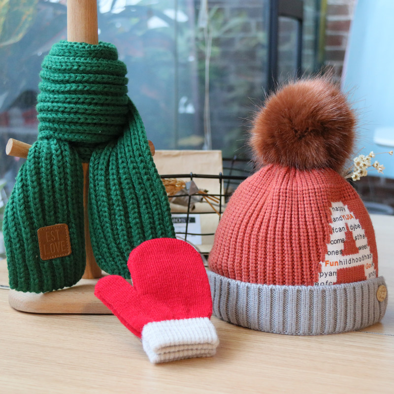 Three sets of autumn and winter children's male knitted hat baby hat scarf fever sweatpants princess girl hair line cap Korean version