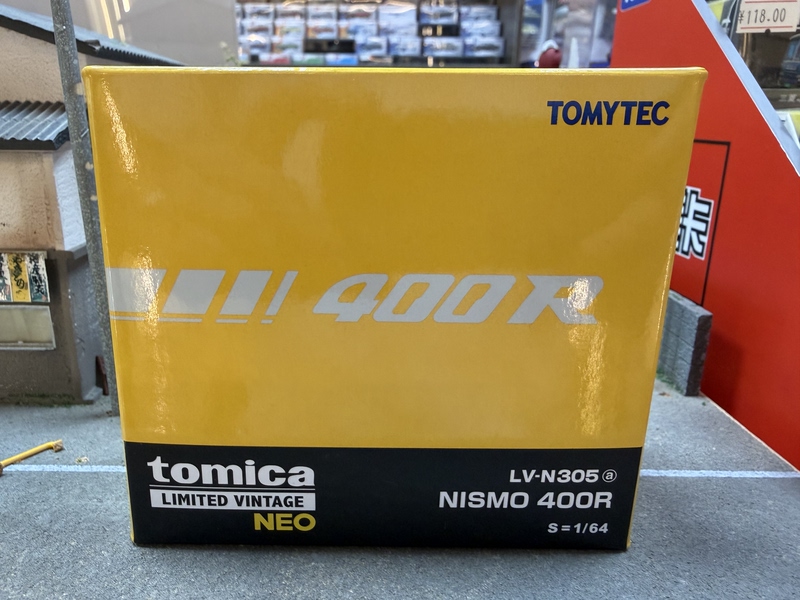 Tomytec Tomica Neo Lv-N305A Nissan Nismo 400R Limited Edition Tomytec Tomica Neo Lv-N305A Nissan Nismo 400R Limited Edition