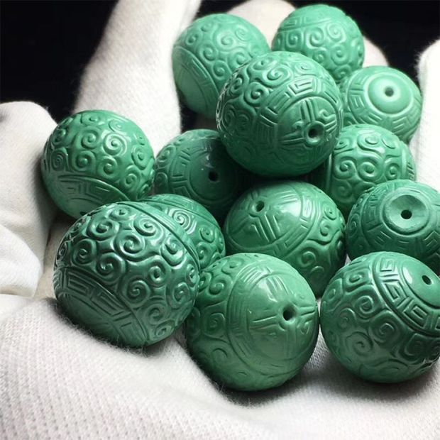 Với Duobao tự nhiên quặng Hồ Bắc màu xanh ngọc cao chất liệu màu xanh lá cây liên kết khắc lại hạt vòng tay hạt đơn thạch anh tóc đen