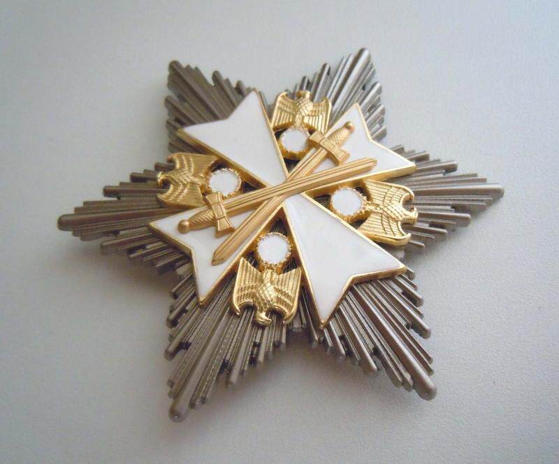 European style German Eagle Star Medal Big badge Museum-level film and television props