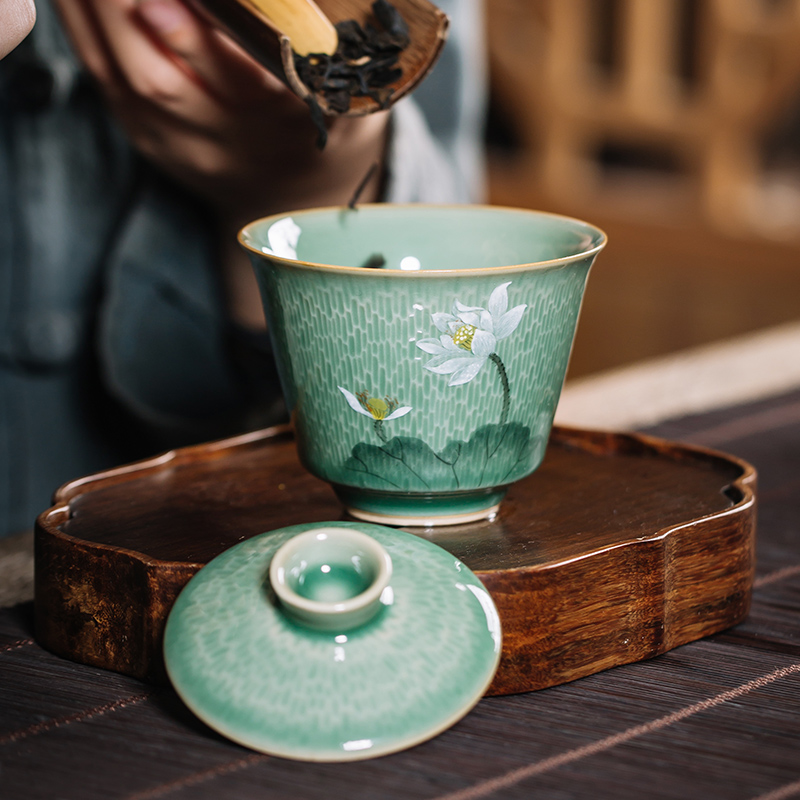 The Owl up jingdezhen kung fu tea tea bowl name plum green glaze manual hand - made ceramic cups water chestnut tureen