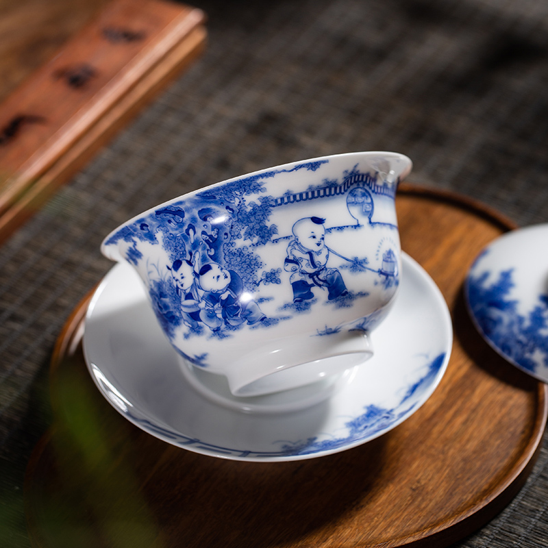 The Owl ring up with jingdezhen blue and white jade mud hand - made tea set the lad spring tea tureen bowl from the three cups