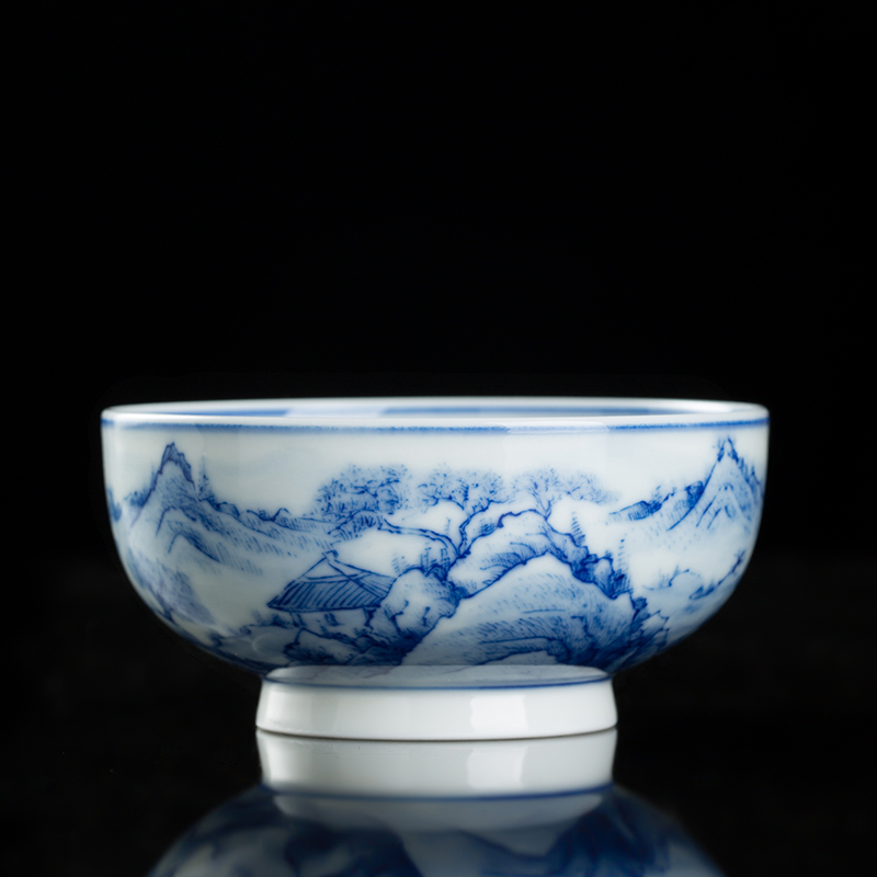 Blue and white landscape painting of jingdezhen ceramics single CPU hand - made personal master kung fu tea cup tea cup