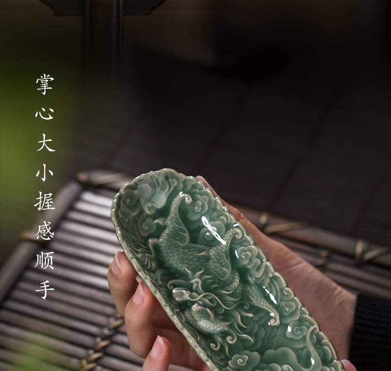 Owl up jingdezhen porcelain carving craft tea is TSP xiangyun kirin court wind classical tea tea taking