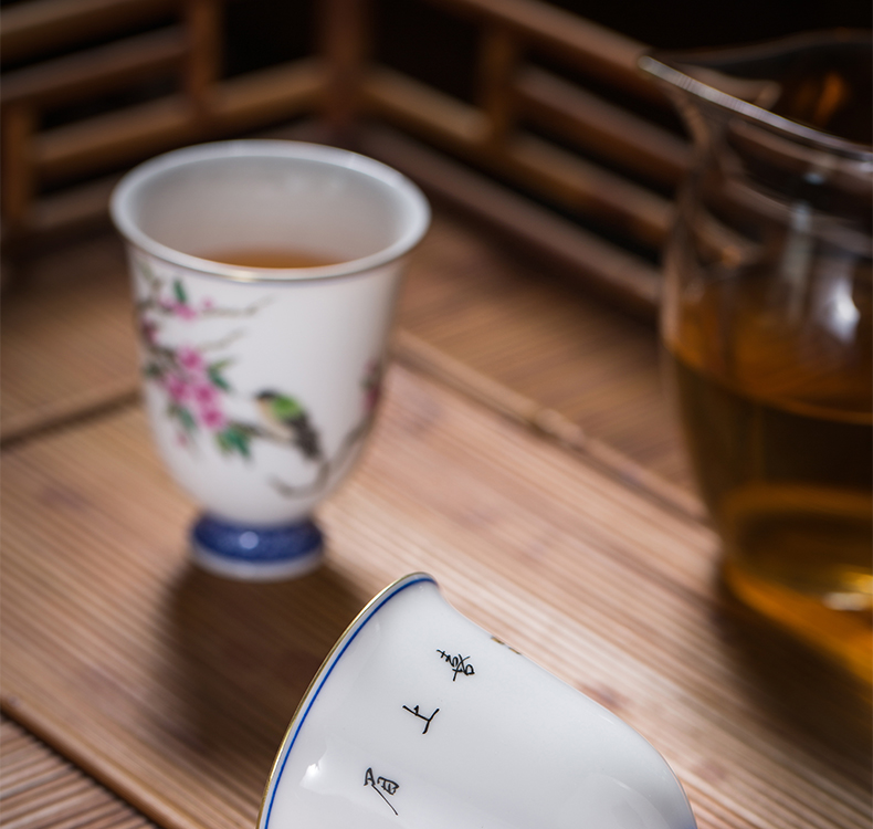 The Owl up jingdezhen tea set ceramic manual hand - made colored enamel painting of flowers and sniff masters cup sample tea cup kunfu tea