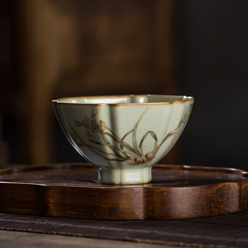 The Owl hand your up up with jingdezhen tea set on a line to kung fu masters cup hexagonal hat cup tea cups