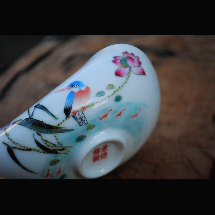 Jingdezhen hand - made pastel kung fu tea tea tea holder accessories ceramic tea spoon, Chinese tea art, tea is pure manual
