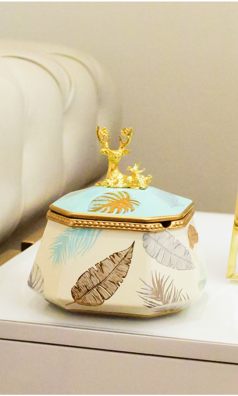 Creative move trend ceramic ashtray with cover large against the fly ash American light wind key-2 luxury home sitting room receive a case