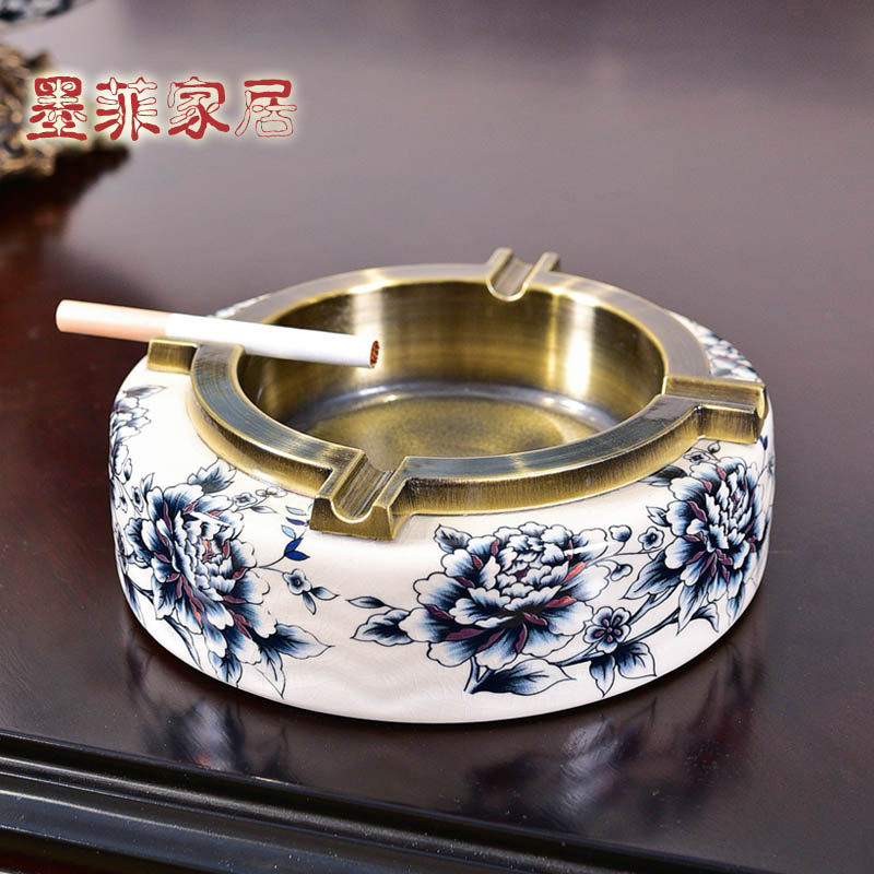New Chinese light extravaganza Porcelain Ceramic ceramic Ashtray Pendulum Pieces Home Living Room Office Personality Creative Retro Cigarette Cylinders