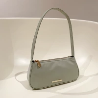 Зеленый предварительный сначала, сначала сначала стрелять