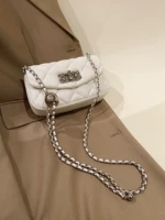 Белый, предпродажа