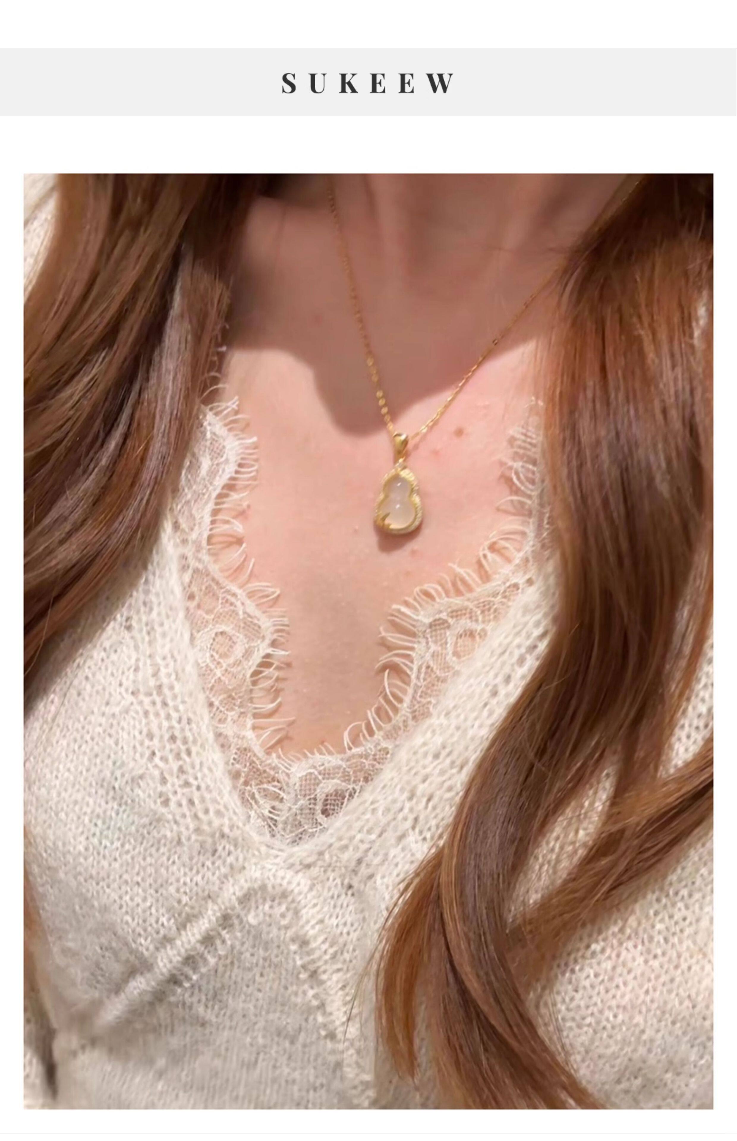 Серебряное ожерелье sukeew/酥可 金枝玉叶s925银不掉色白玉髓竹叶葫芦吊坠项炼女新品