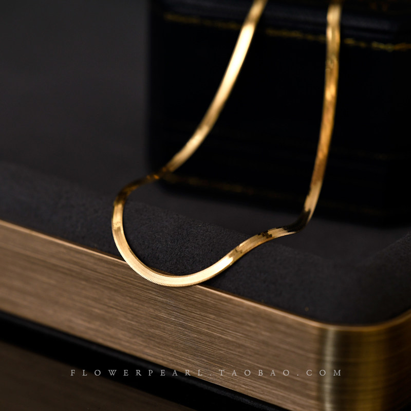 European and American style 18K gold atmospheric simple snake bone chain clavicle chain shortest 35cm adjustable neck chain ins wind necklace