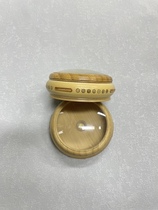 Rhubarb crickets thousands of crickets old bamboo inlaid with bamboo nails thousands of bamboo flies Huos piece of cricket equipment