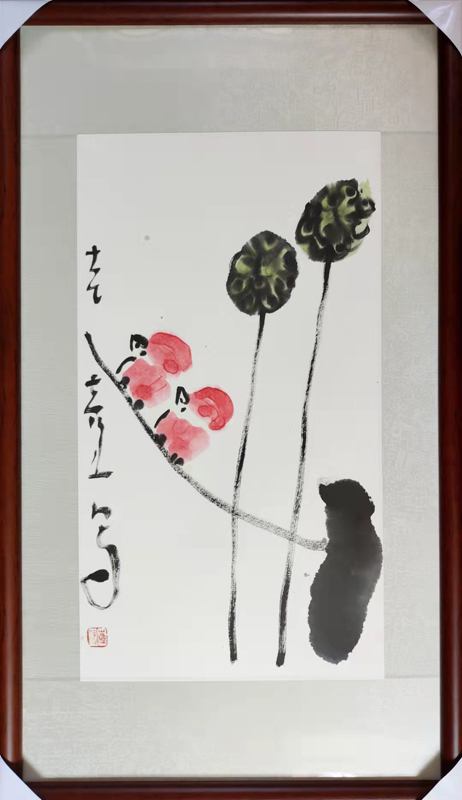 Harmonious and happy painter Mr. Laohu Chinese painting works lotus and birds pure hand-mounted solid wood picture frame