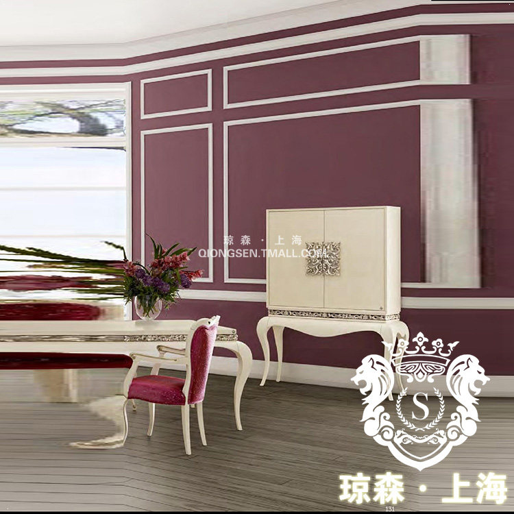 ��ɭ�װ�ɫ�¹ŵ�ʵľ��4x2001