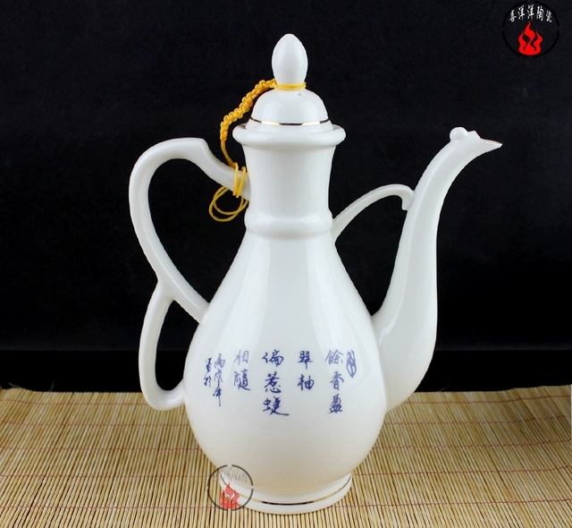 1 kg Jingdezhen màu xanh và trắng sứ cổ điển nhỏ bình nóng lẩu nhà rượu vang trắng rượu vang nhà con công bình cổ