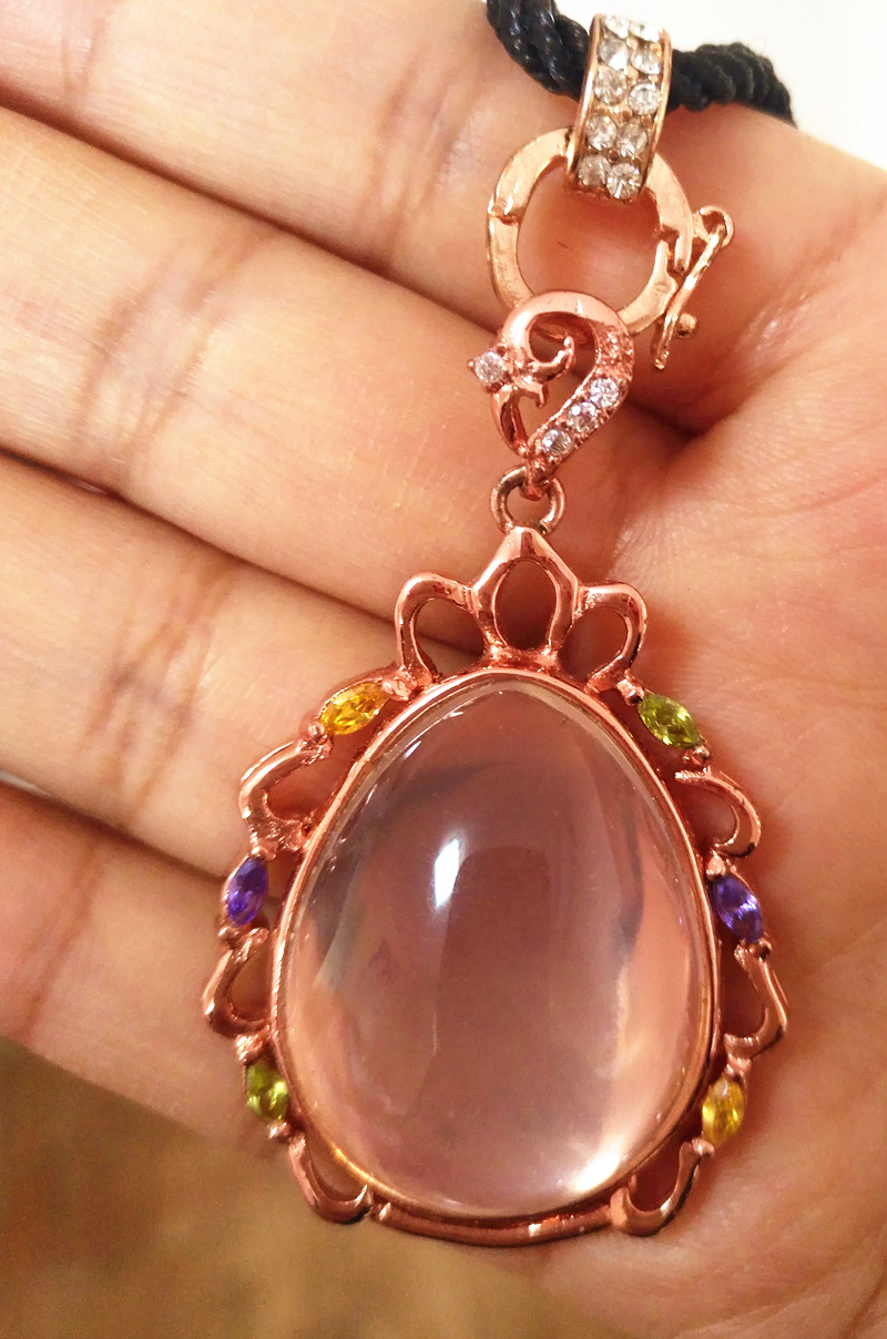 Shaanxi Lantian jade pink hibiscus jade female jade necklace Lantian furong jade pendant egg noodles 2.5*3.0