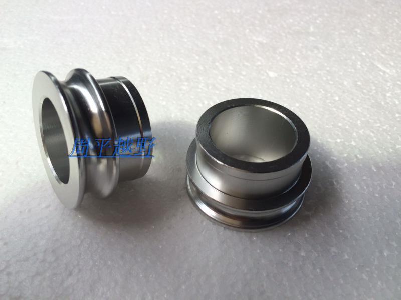 Honda CRF250CRF450 rear wheel lining cylinder bush old liner hub lining cylinder hub bearing oil seal old