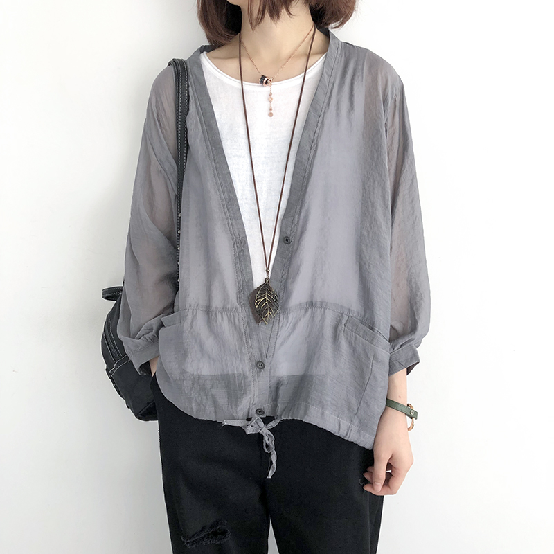 Summer sunscreen clothes women's 2021 Korean version loose thin wild wear thin air conditioning shirt long sleeve cardigan jacket