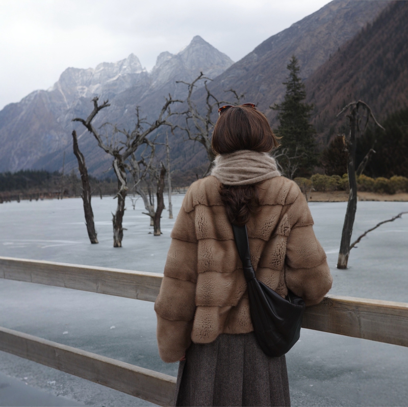 Chic St Quality Recommendation: Italian Gr Water-Dyed Sheepskin Croissant-Shaped Crossbody Bag with Large Capacity