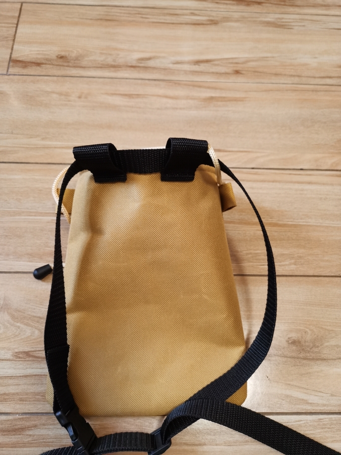 M当劳配腰带送镁粉球？教你如何手工改制DIY攀岩抱石粉袋镁粉袋！