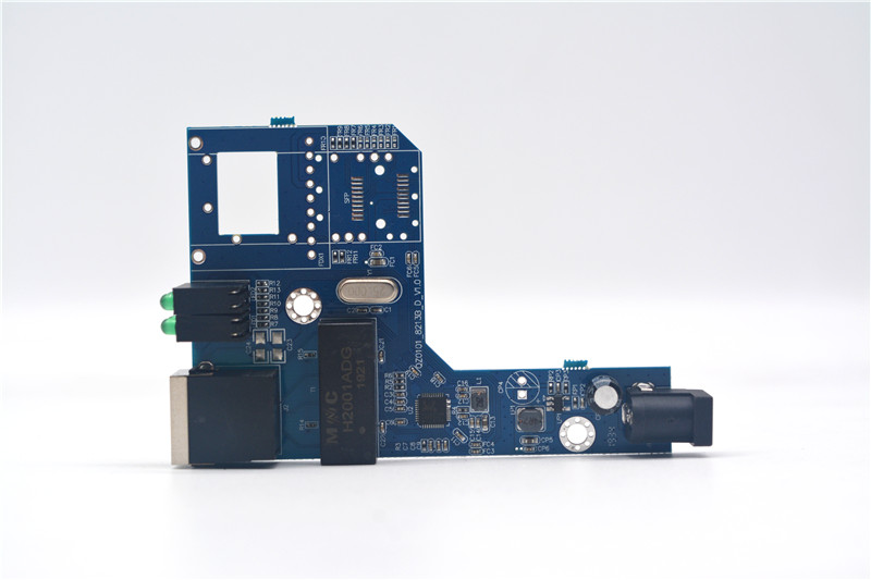 Gigabit one light electric RTL 8213 B - CG solution semi - board cutter - board seven - word plate simple - temperature type