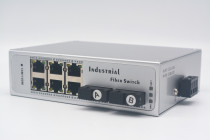 Industrial grade optical fiber switch 100 megabytes 2 optical 6 electric 4 electric industrial grade switch wide temperature and wide voltage industrial grade