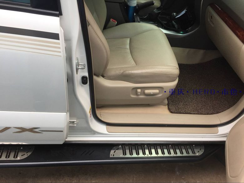 LC120 old models Prado retrofit ToyotaLC120 side barbs with new foot pedal side barbs