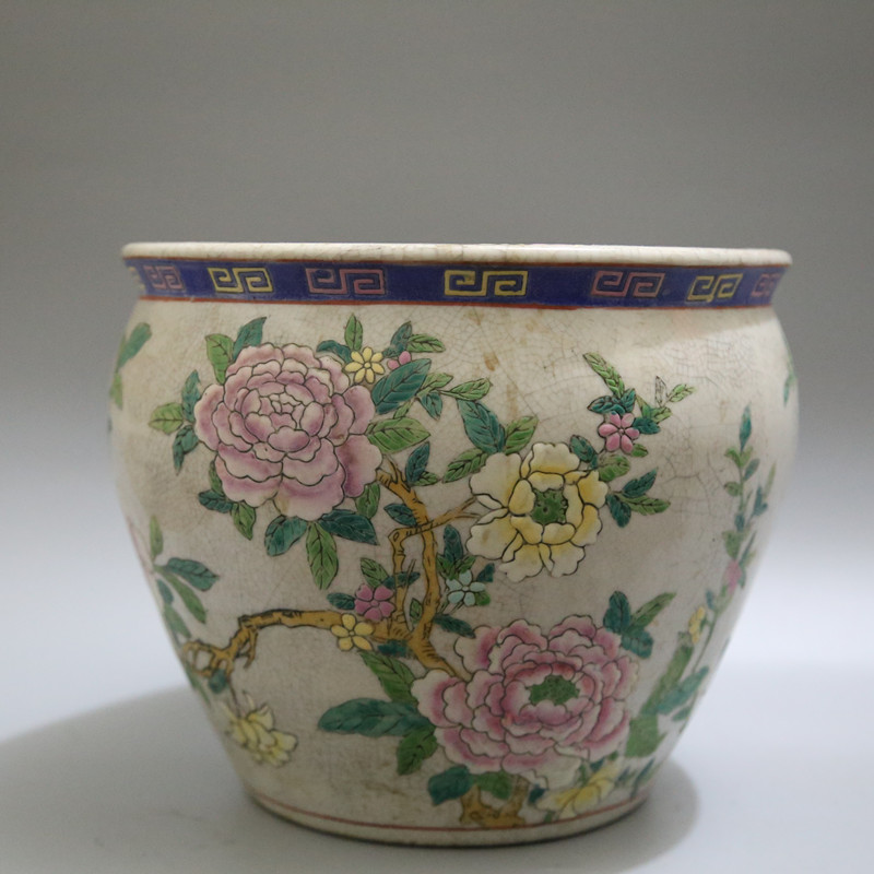 Jingdezhen Cultural Revolution Porcelain Old Factory Goods Porcelain Decoration Package Old Fidelity Red Collection Study Painting Tank