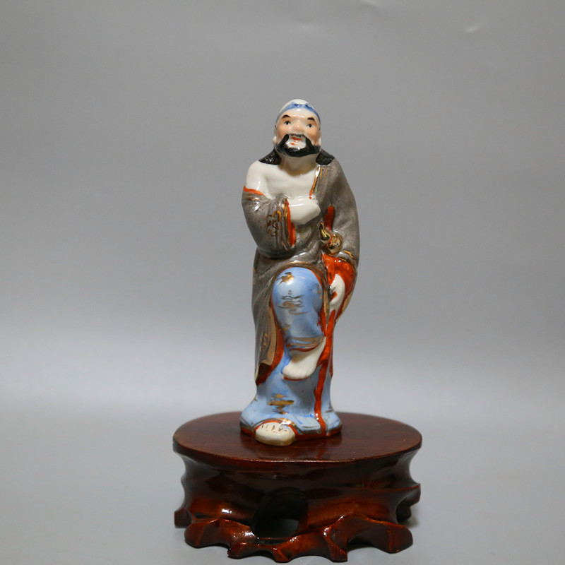 Jingdezhen Cultural Revolution Old Factory Goods Porcelain Sculpture Porcelain Factory Eight Immortals Tieguai Li Antique Antique Red Collection