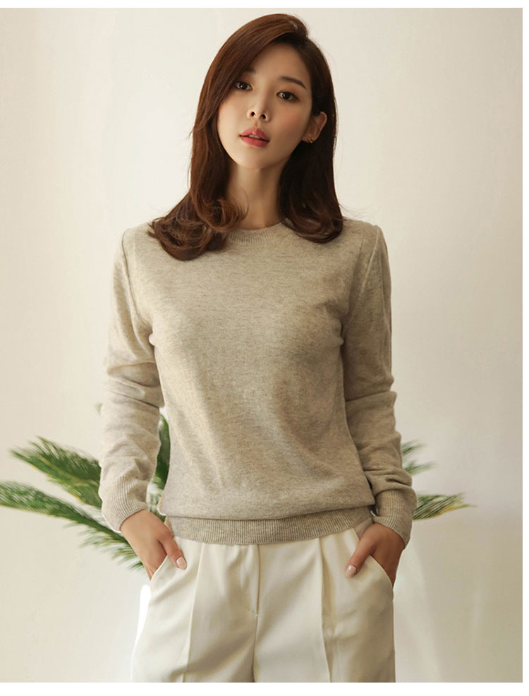 Xuân-Hè 2019 mới Han Fan nửa cổ áo sơ mi nữ rộng rãi áo len mỏng đầu áo len đen dài tay ao khoac len