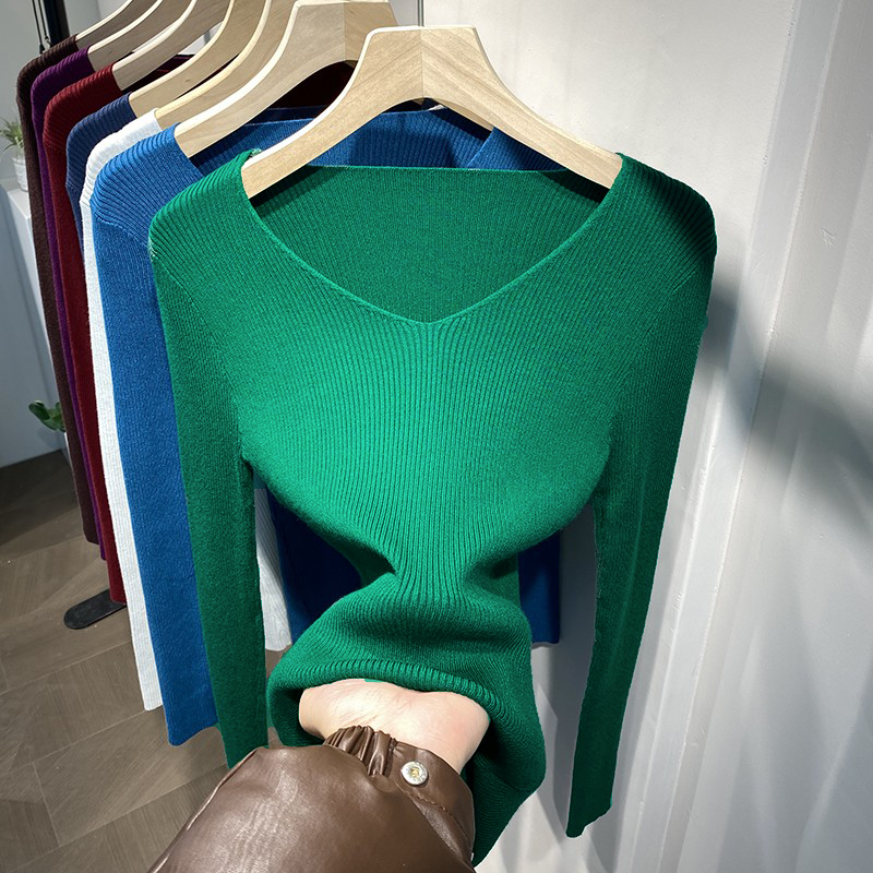V-Neck Sweater for Women, Autumn and Winter, Slim Fit, Thick Green Base Layer, 2026 New Style, Stylish V-Neck Long-Sleeve Knitwear