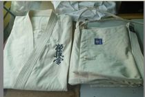 Personnalisation de luniforme de karaté Kyokushin True Colors