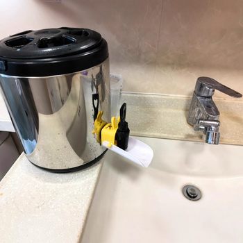 Postpartum Hand Washing Tool! Insulated Bucket for Brushing Teeth, Washing Face, Washing Hands, and Boiling Water for Pregnant Women to Wash Hair, Large Capacity, Winter