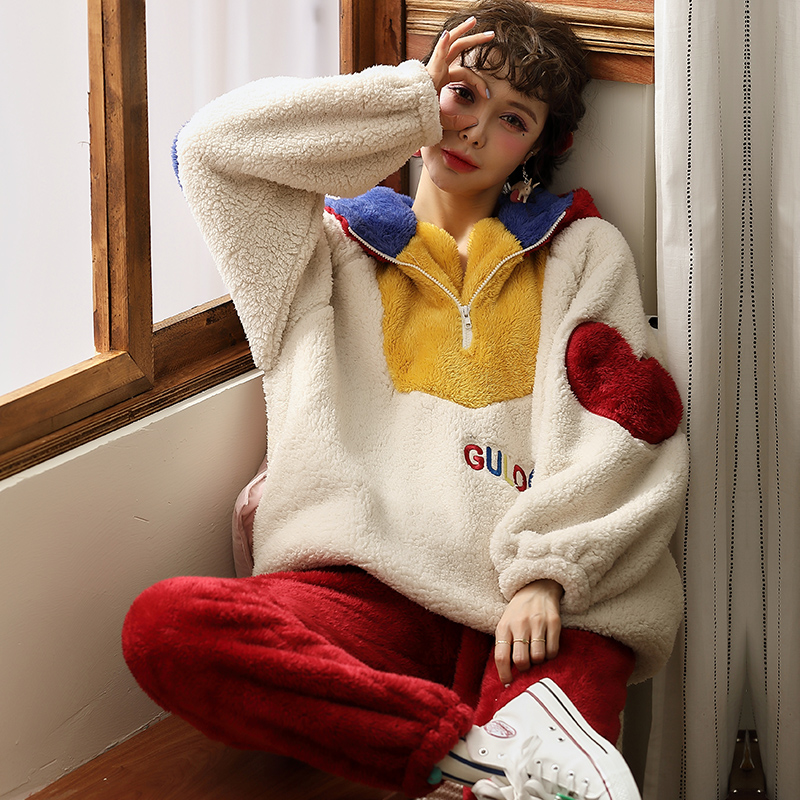 Pajamas Woman Autumn Winter Lamb Suede Long Sleeve Loose can outwear Even cap sweet and cute Thickened Coral Suede Household Clothes