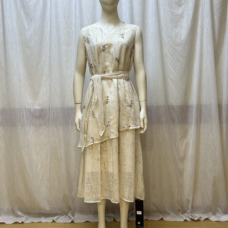 Internet Celebrity Wei Dan's Ladylike A-Line Skirt ~Custom-Made with Intricate Embroidery~Soft and Smooth! Loose-Fitting Dress 0.24