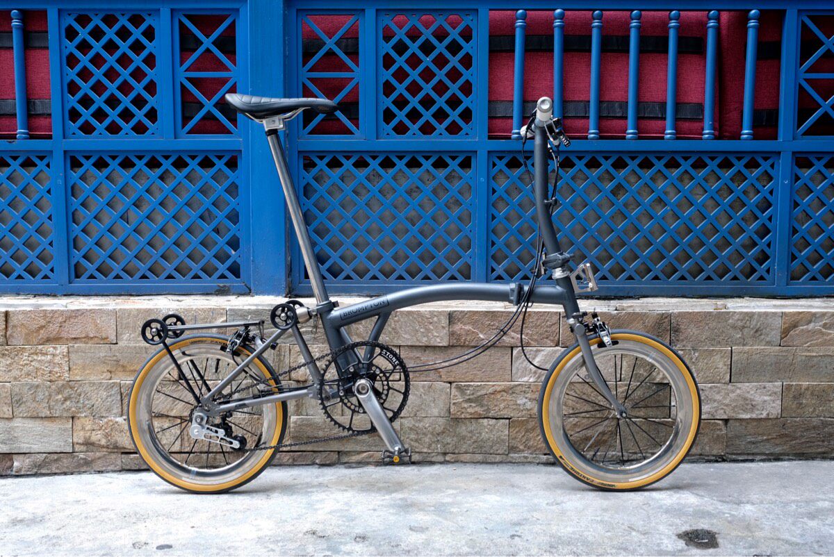 Korea Velotto Fantome Mini Cream tire 