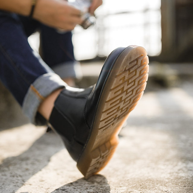 Madden Chelsea boots summer style British mid-top casual workwear ເກີບຜູ້ຊາຍສີດໍາຊັ້ນສູງຫນັງແທ້ Martin boots