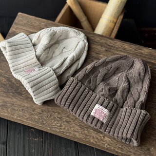 American Retro Style Washed Woolen Hat for Women, Autumn and Winter Versatile Warm Ear-Protecting Knitted Hat That Makes the Face Look Smaller