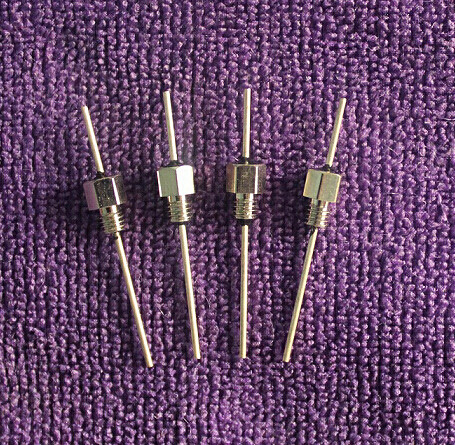 Wearing core capacitive threaded wear core capacitor M3 3300PF 100VDC 100VDC 10A 102