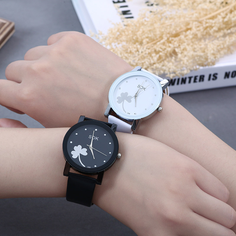 Retro genuine leather chain Korean version fashion trend brief Watch Female female non-mechanical quartz couple watches a pair