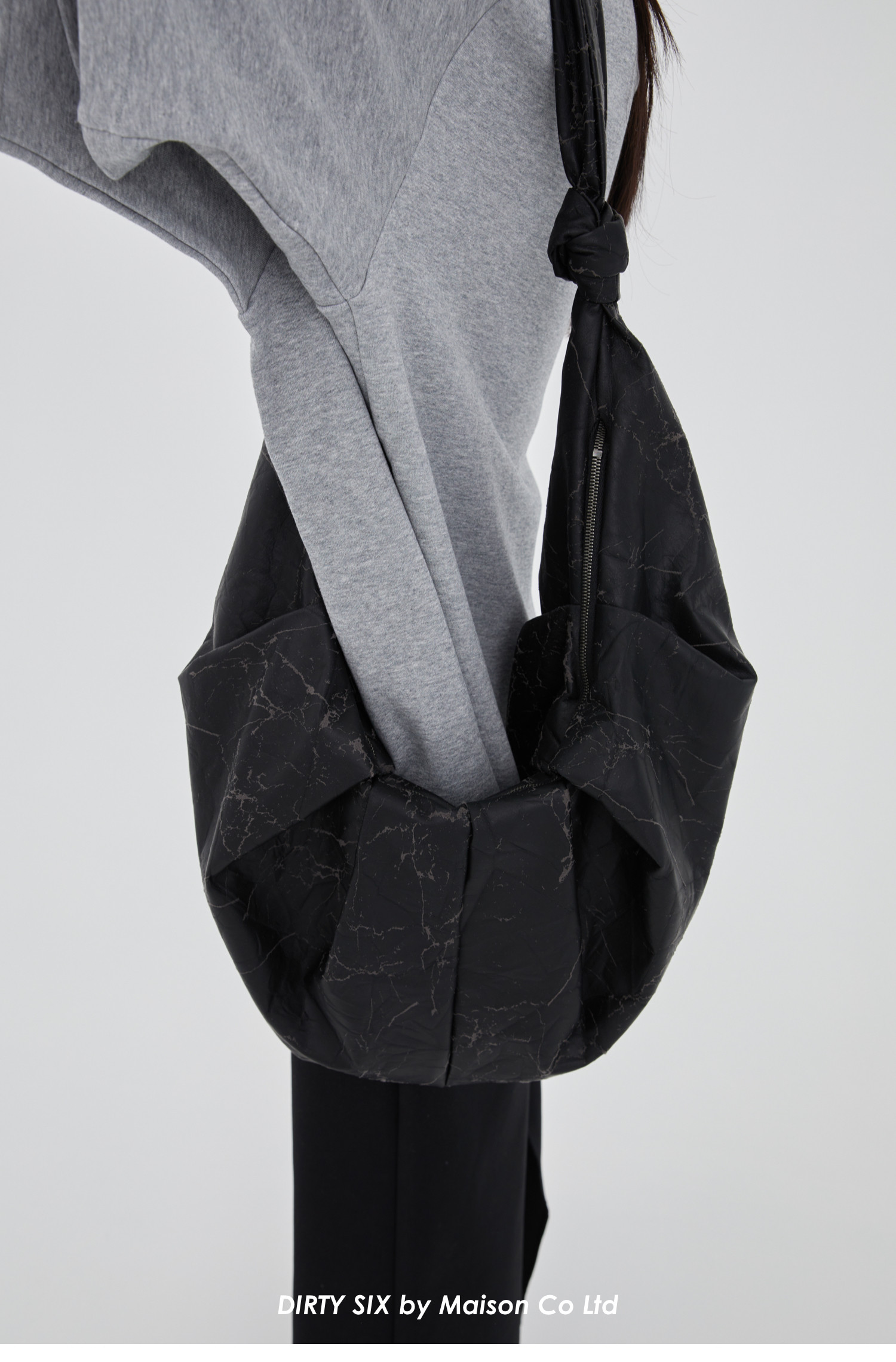 Black rock gray Whiplash burst dumpling bag oversize wrinkled bag 