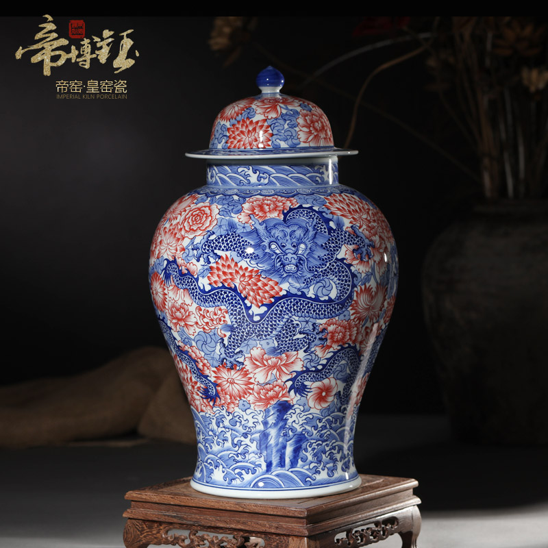 Antique hand - made porcelain of jingdezhen ceramics youligong red dragon wear a flower is the general pot of Chinese style living room home furnishing articles