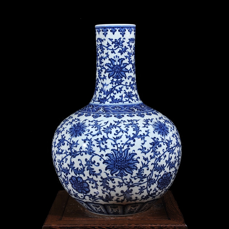 Jingdezhen ceramic high - end antique blue - and - white bound branch lotus celestial sitting room place vase home decoration process