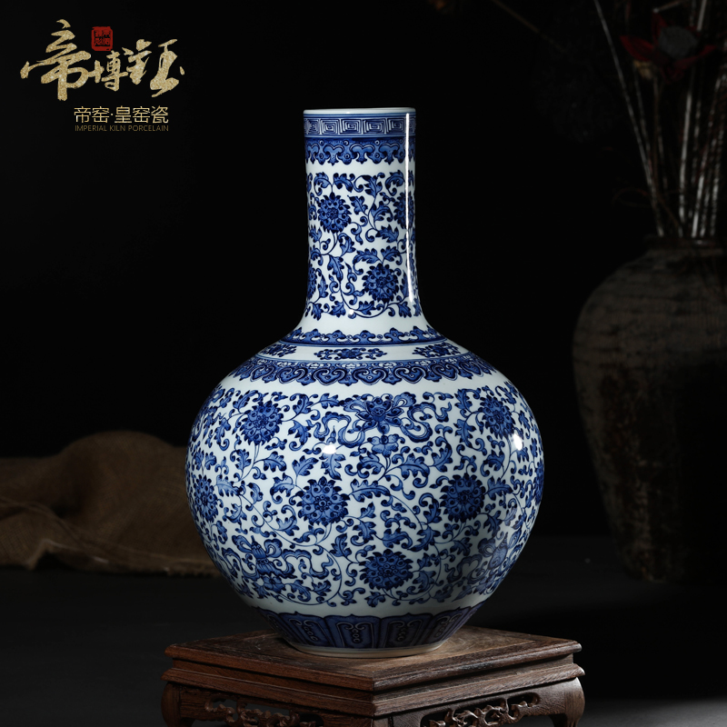 Antique hand - made porcelain of jingdezhen ceramics bound lotus flower vases, new Chinese style on the celestial sphere sitting room adornment is placed